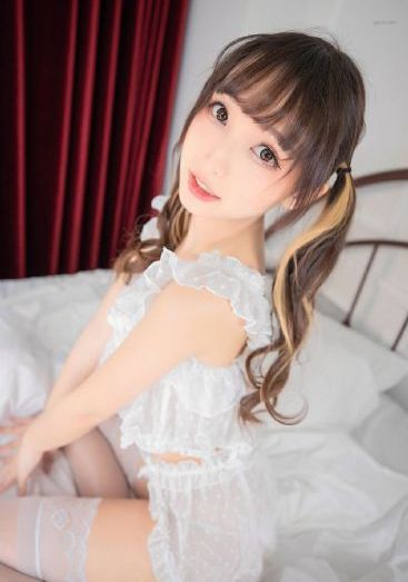 欧美街拍羊毛大衣图片_4K高清完整版