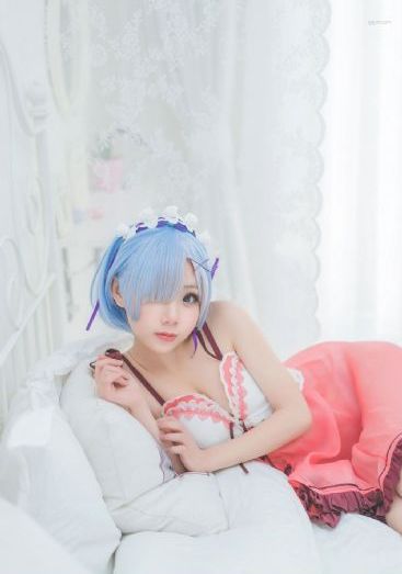 国产真实乱人偷精品人妻图_蓝光免费播放