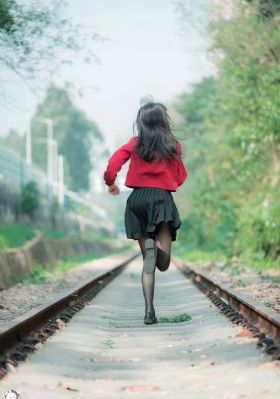日韩美女7160_BD英语免费观看超清