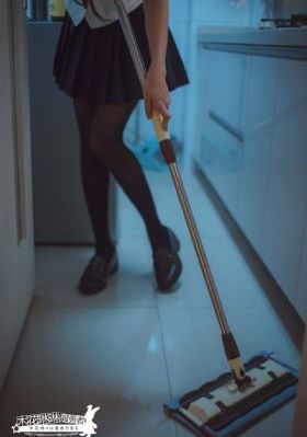 欧美冬季大衣街拍_1080P在线手机播放