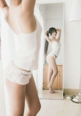 亚洲国产高清精品线久久_青苹果乐园免费高清观看