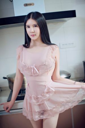 欧美穿搭黑白配_BD英语完整视频观看