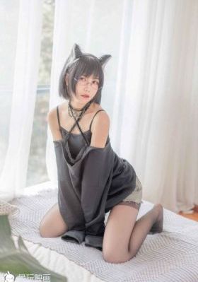 欧美蕾丝情趣内衣图片_4K高清免费观看